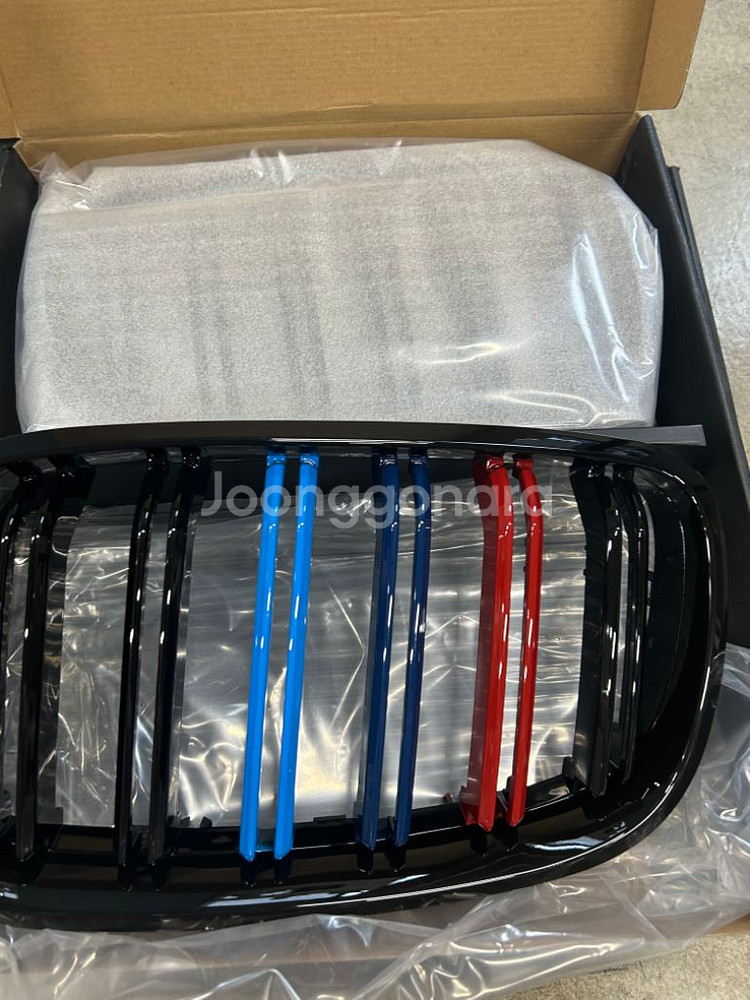 bmw 1시리즈 F20 삼색그릴 12-15년식 신품--1