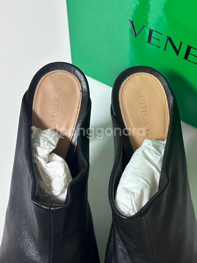 보테가 베네타 BV 볼드 뮬 10cm 39사이즈(245--3