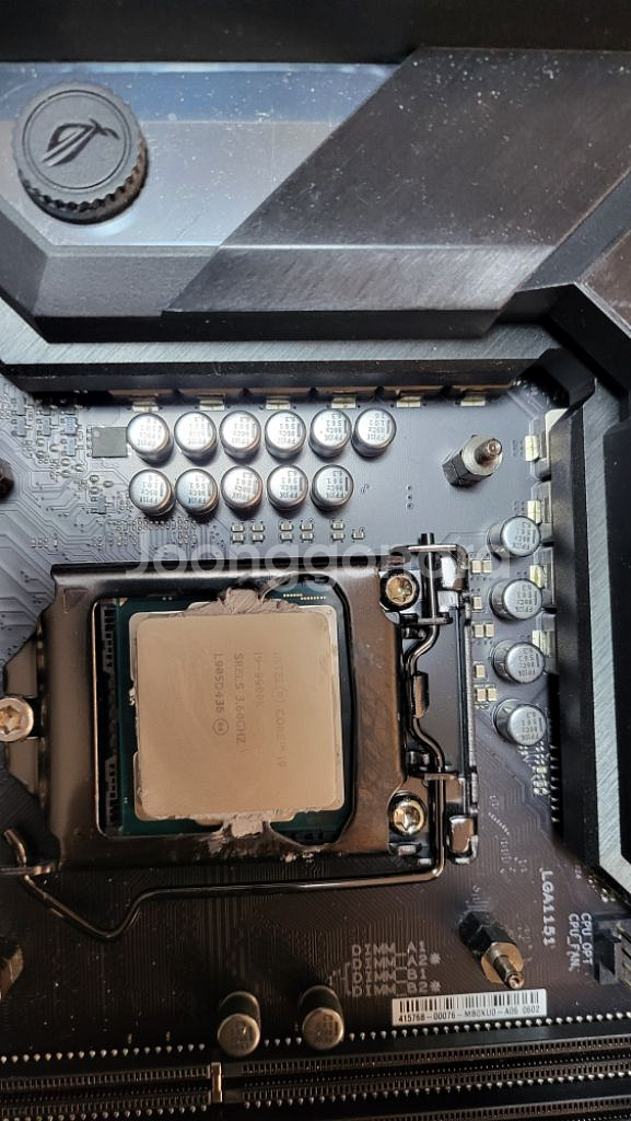 i9 9900k 외 메인보드 메모리 수냉쿨러 일괄팝니다--3