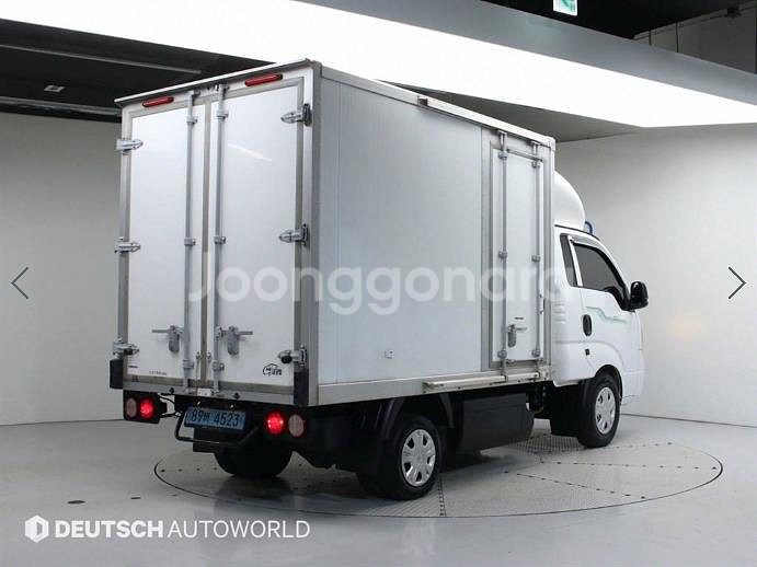 @23년식 봉고Ⅲ EV 내장탑차 플러스형 전국최저가격--1