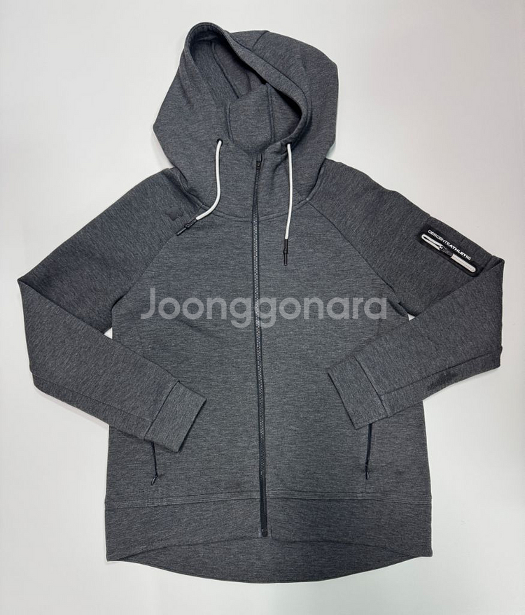 데상트 여성 후드집업--0