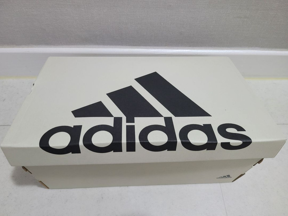 아디다스 운동화 브레이크넷2.0 판매합니다--5