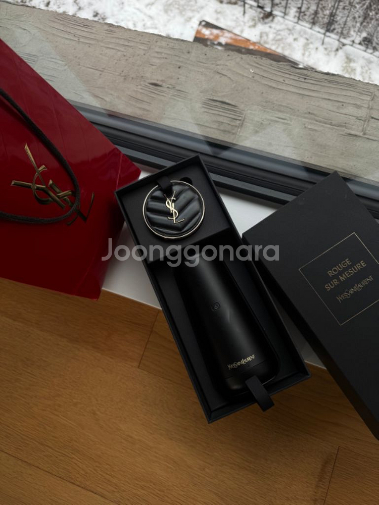 루쥬 쉬르 메쥬르 디바이스 입생로랑--2