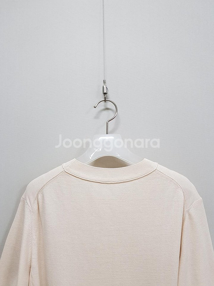 한섬 랑방 배색라인 얇은 니트 탑 90(F)--6