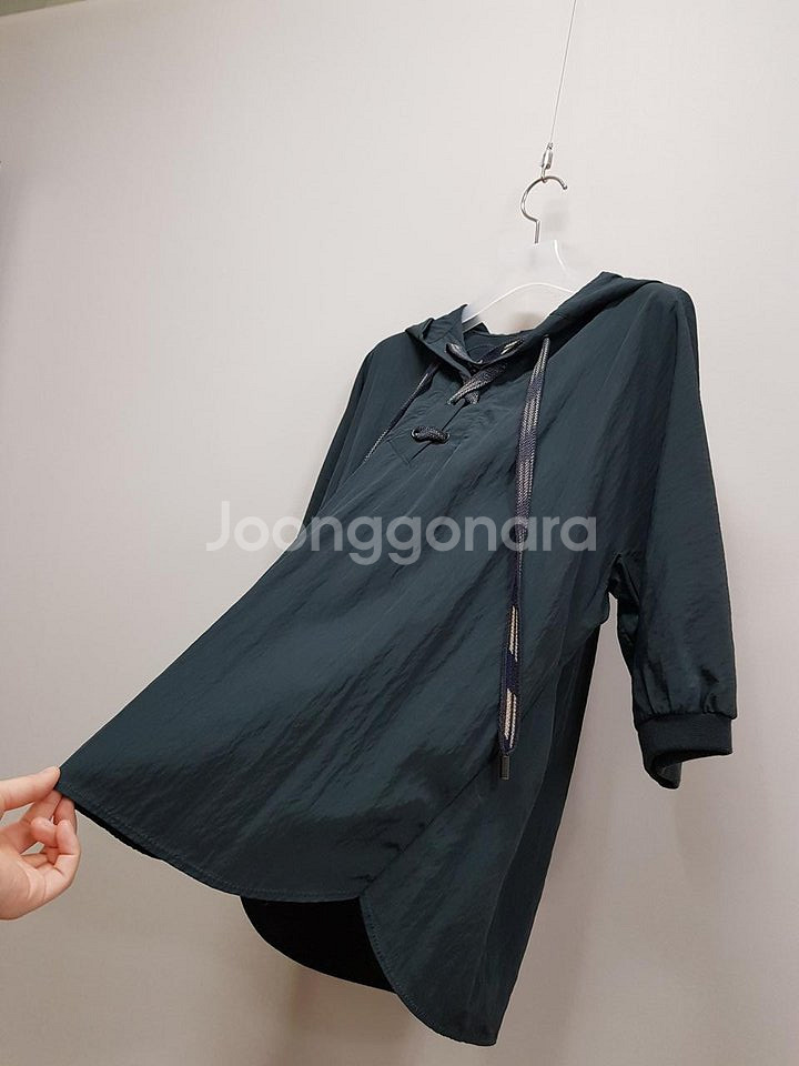 한섬 랑방 스트랩 후드 하프슬리브 셔츠 S사이즈--2