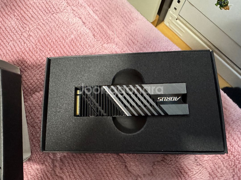 기가바이트 7000s m.2 ssd 1T--1