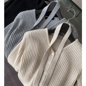 엘로주 Ribbed Glitter Knit Cardig