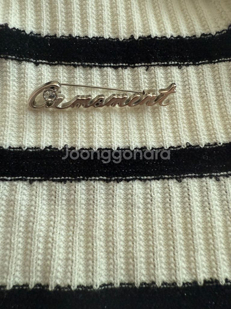 한섬 마인 스트라이프 니트 팝니다--5