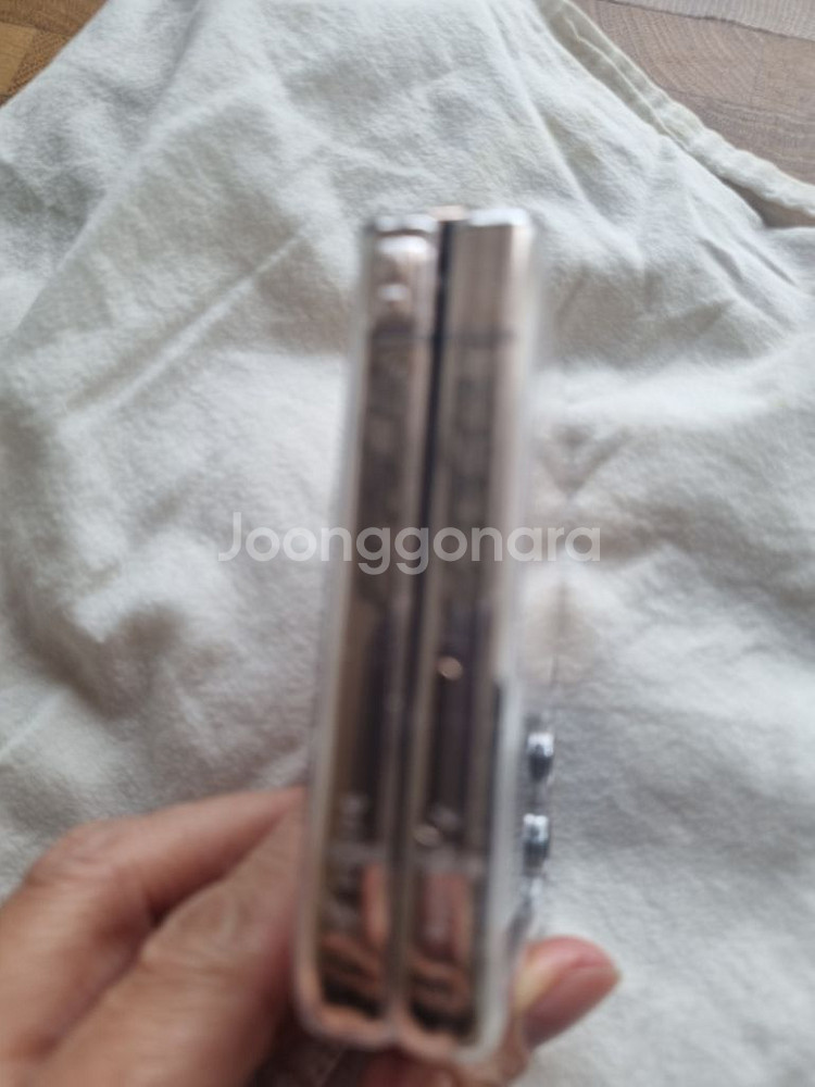 갤럭시 제트플립4 512G 팝니다--3