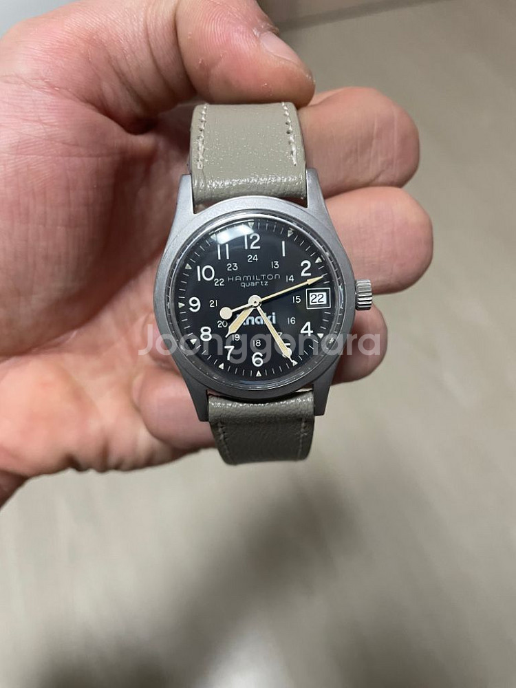 해밀턴 카키필드 9356a 쿼츠 33mm 팝니다--1