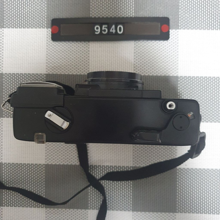 코니카 C 35 AF 필름카메라 이미지