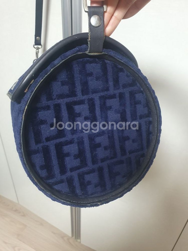정품 펜디 크로스 빅백--8