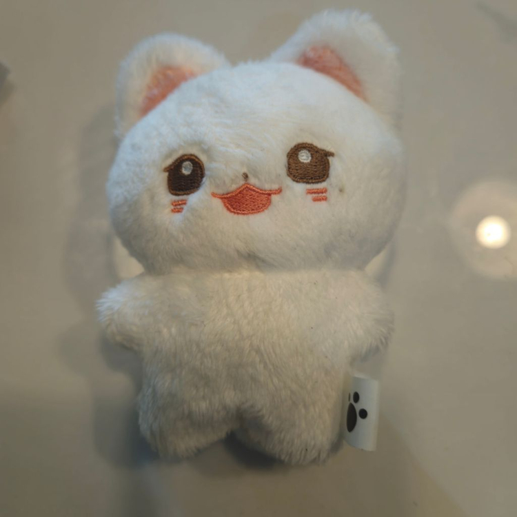 제로베이스원 인형 솜베원 이미지