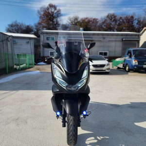 22년형 pcx125 abs 2만km롱스크린 판매중