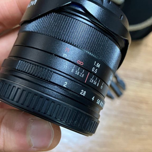 라오와 7.5mm f2.0