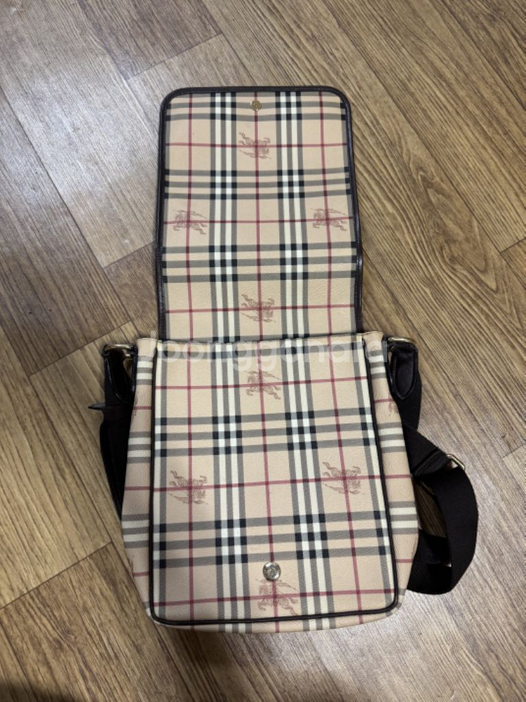 버버리 정품 크로스백 명품가방--2