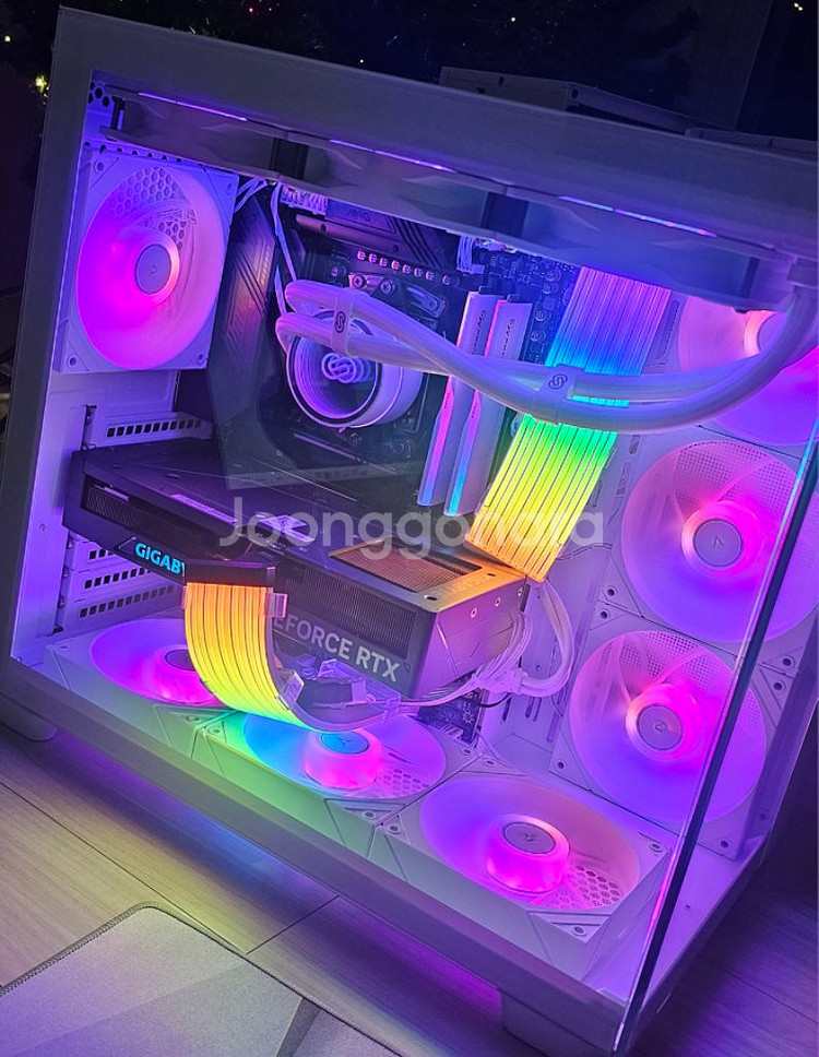 라이젠7 7700X RTX4070슈퍼I 본체--1