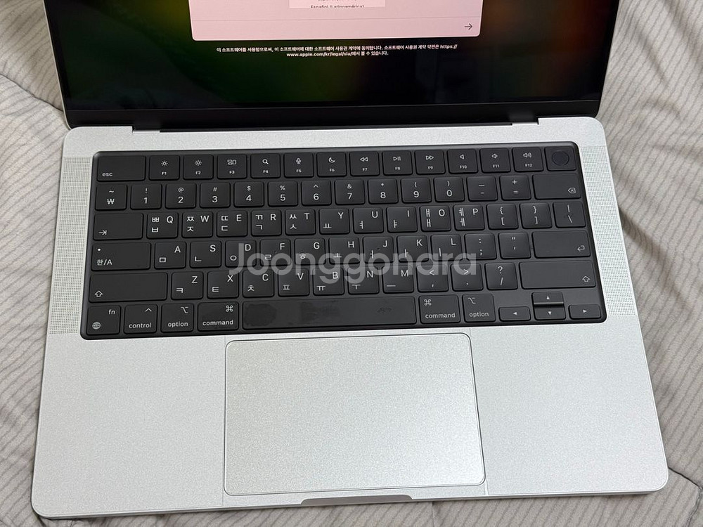 맥북프로 m1 pro 14인치 실버 기본형 기스없음--3