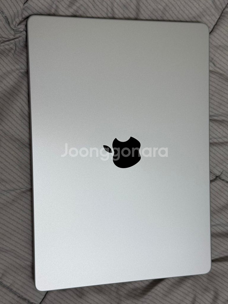 맥북프로 m1 pro 14인치 실버 기본형 기스없음--1