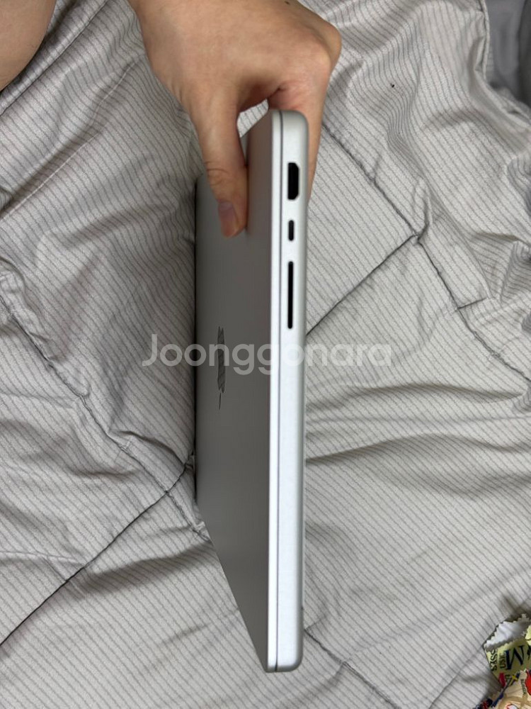 맥북프로 m1 pro 14인치 실버 기본형 기스없음--6