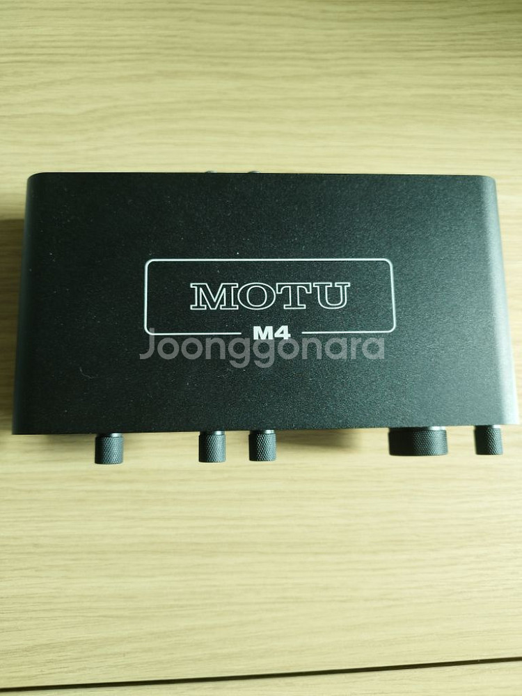 motu m4 팝니다--0