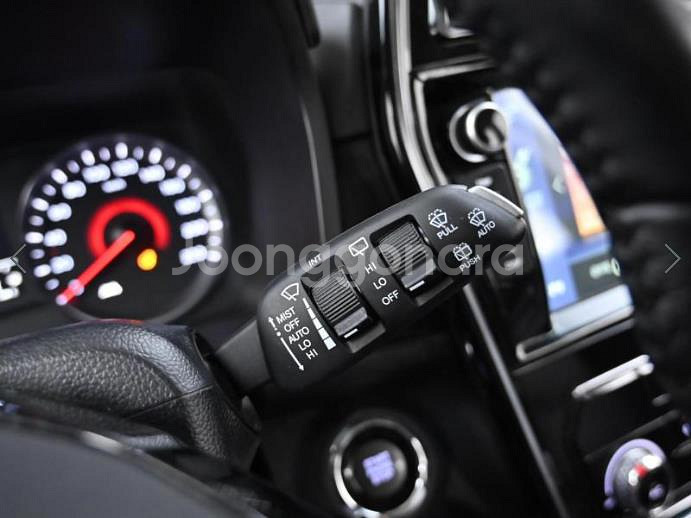 @20년식 베리 뉴 티볼리 1.5 가솔린 2WD V3--9