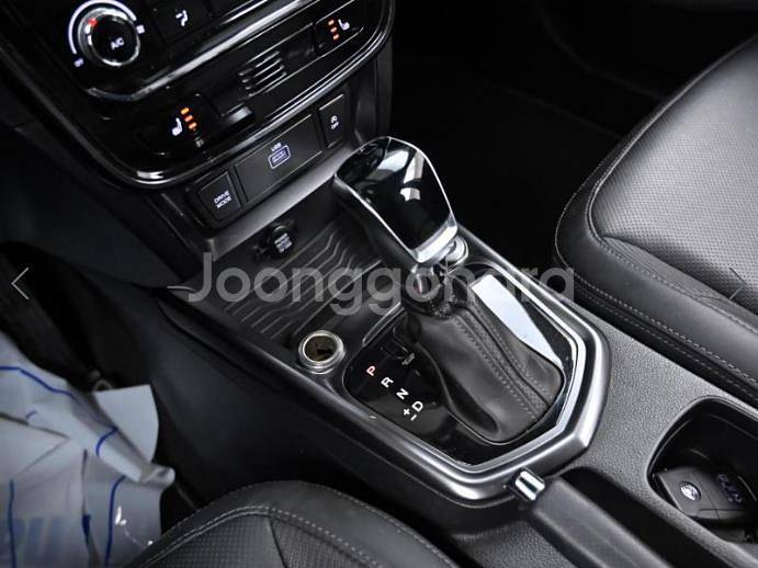 @20년식 베리 뉴 티볼리 1.5 가솔린 2WD V3--8