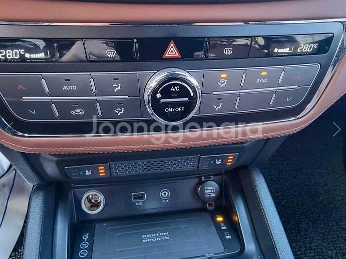 @20년식 렉스턴 스포츠 2.2 4WD 노블레스 전국--9