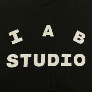 IAP STUDIO BLACK 반팔 XL