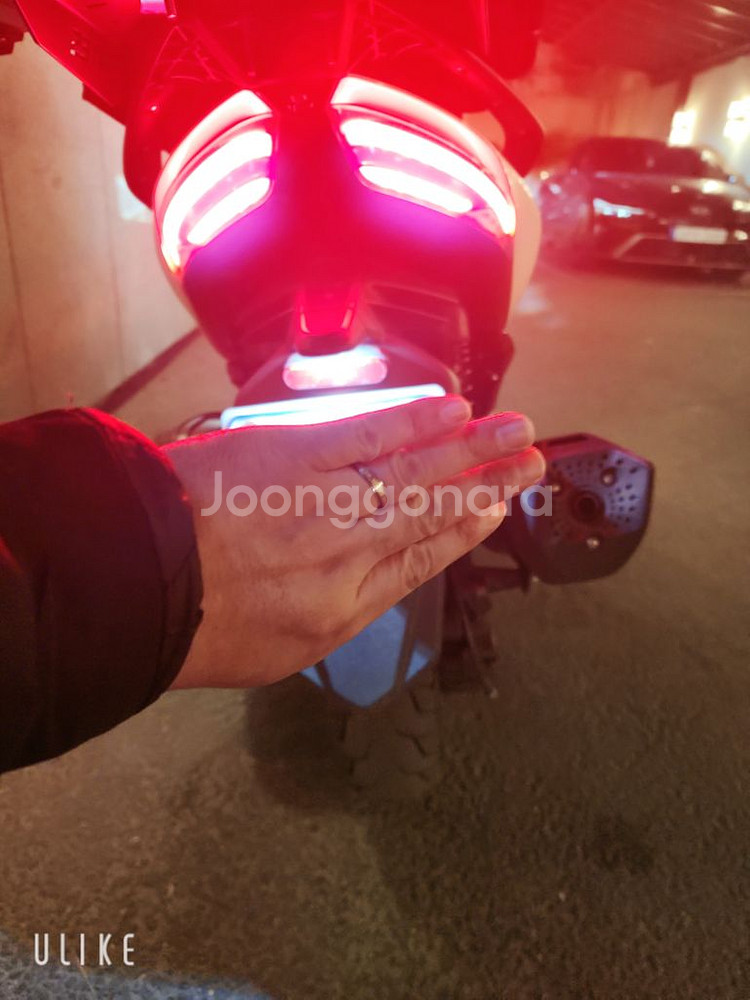 24년씩존테스350D팝니다--7