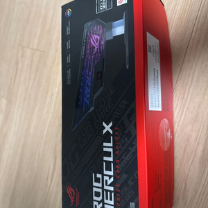 ASUS ROG HERCULX 그래픽카드 홀더(글카 지