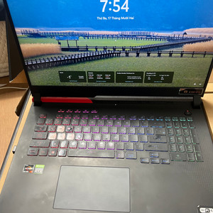 Asus rog strix 17.3인치 게이밍노트북 판