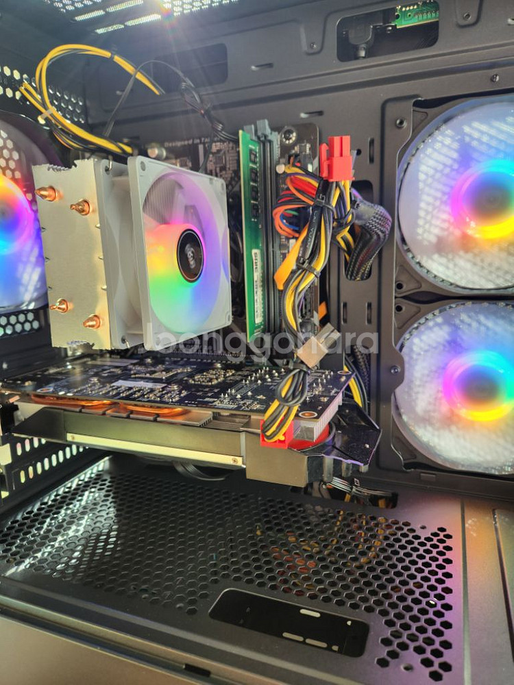 게이밍 컴퓨터본체 i5/gtx1060/램16기가/SSD--1