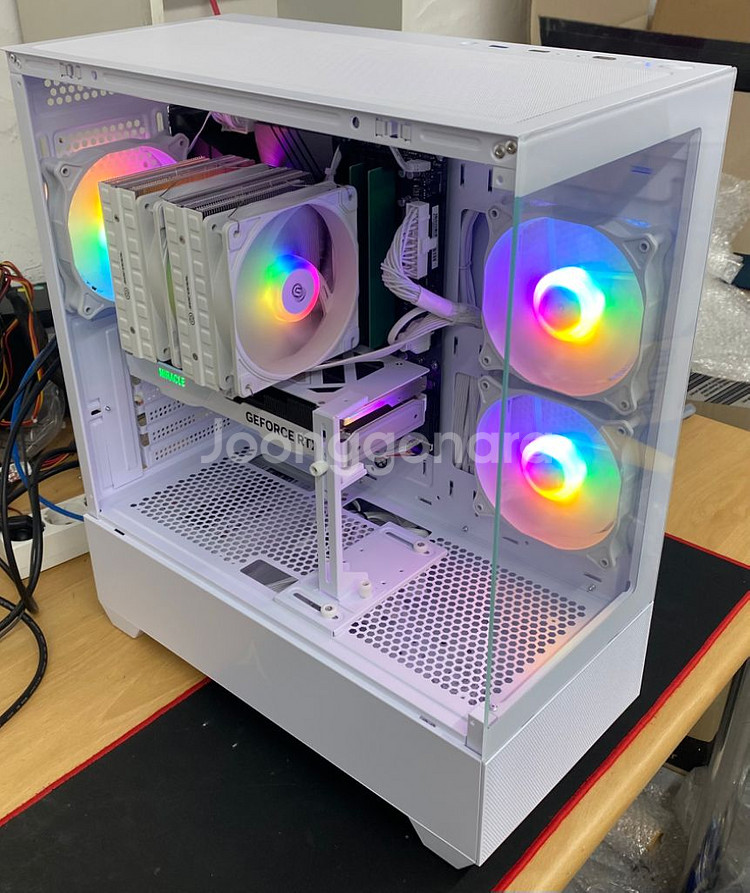 (완제품)14700KF4060Ti 고사양 컴퓨터--1