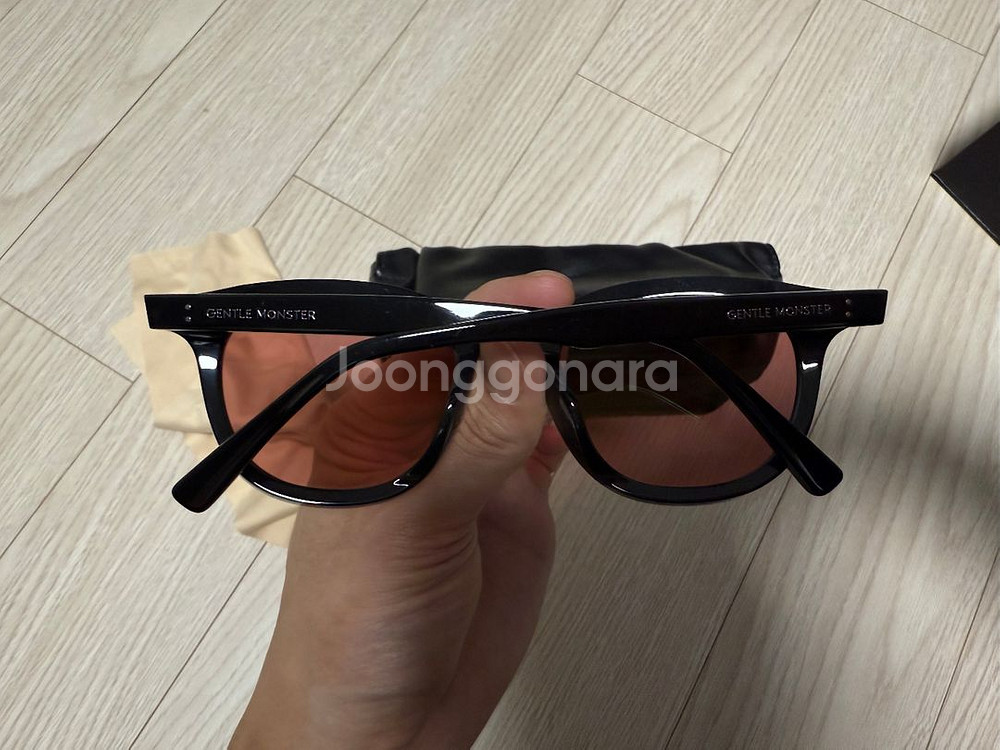 젠틀몬스터 랭 01 w 팝니다--1