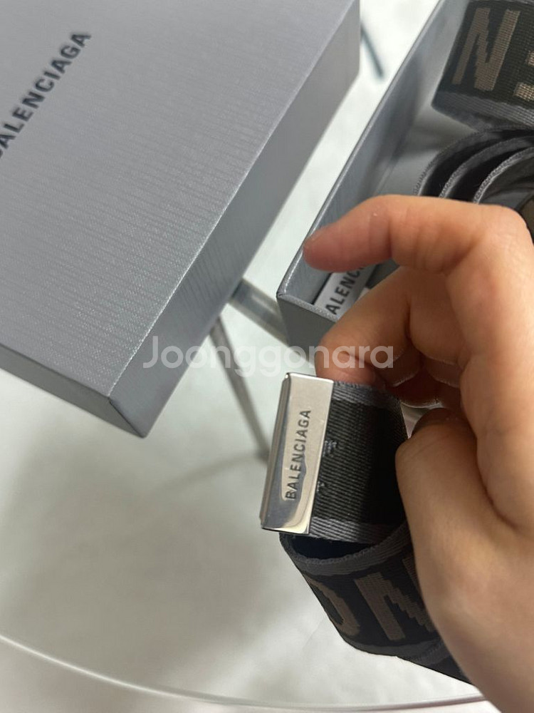 발렌시아가D링벨트 다크그린 정품--2