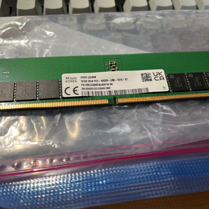 하이닉스 DDR5 4800 32g 1장 거의신품