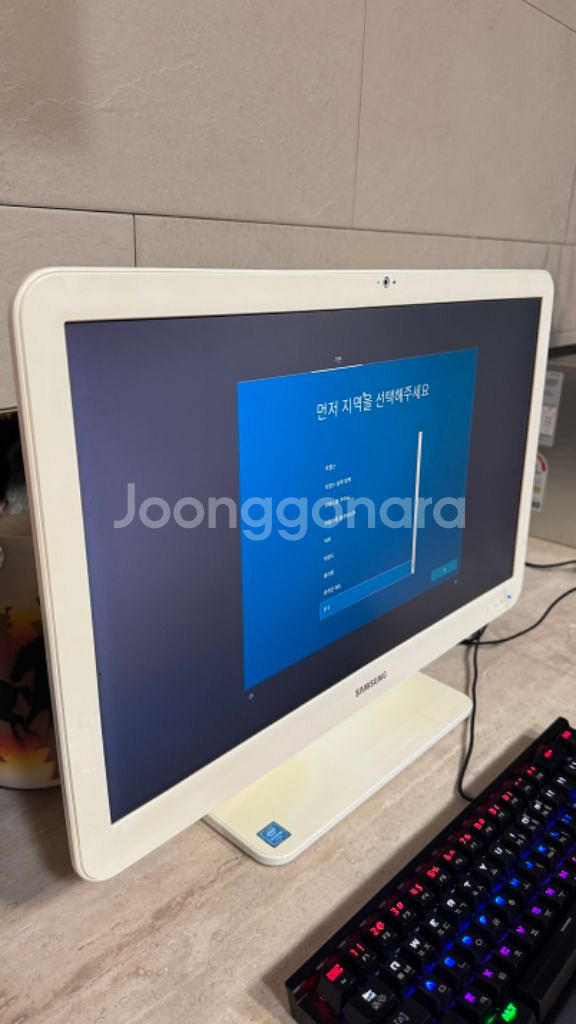 삼성 올인원 PC 일체형 (22인치)--1