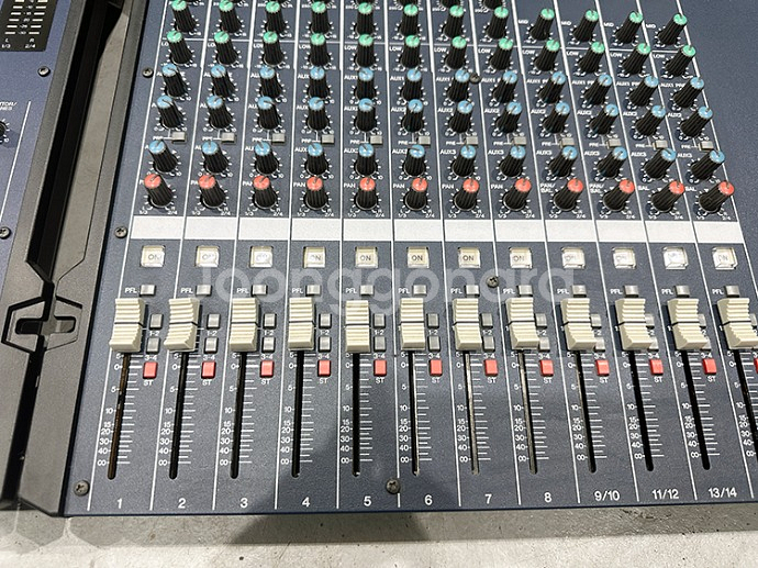Yamaha 16채널 오디오 믹서 MG166C--3