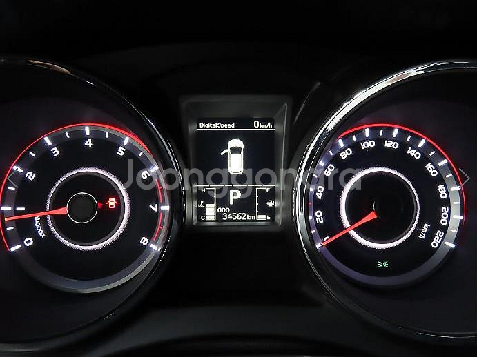 @16년식 티볼리 가솔린 2WD LX 전국최저가격--8