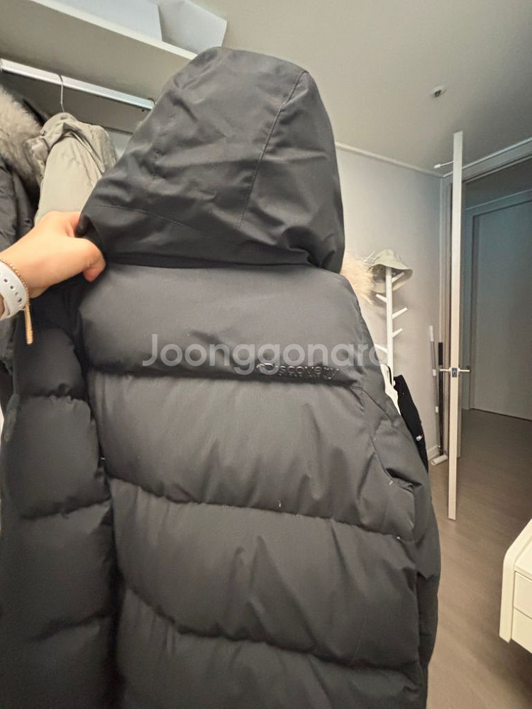 디스커버리 고쉬다운 여성 롱패딩--2