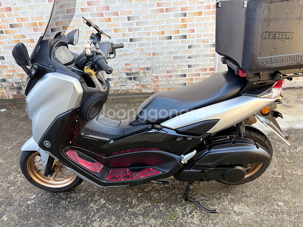 야마하 N max125 엔맥스 은색 23년식--4