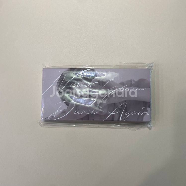 FLIP BOOK + PHOTO CARD SET--1