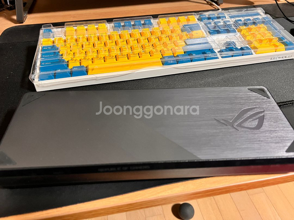 에이수스 기계식 키보드 ROG Falchion M601--2