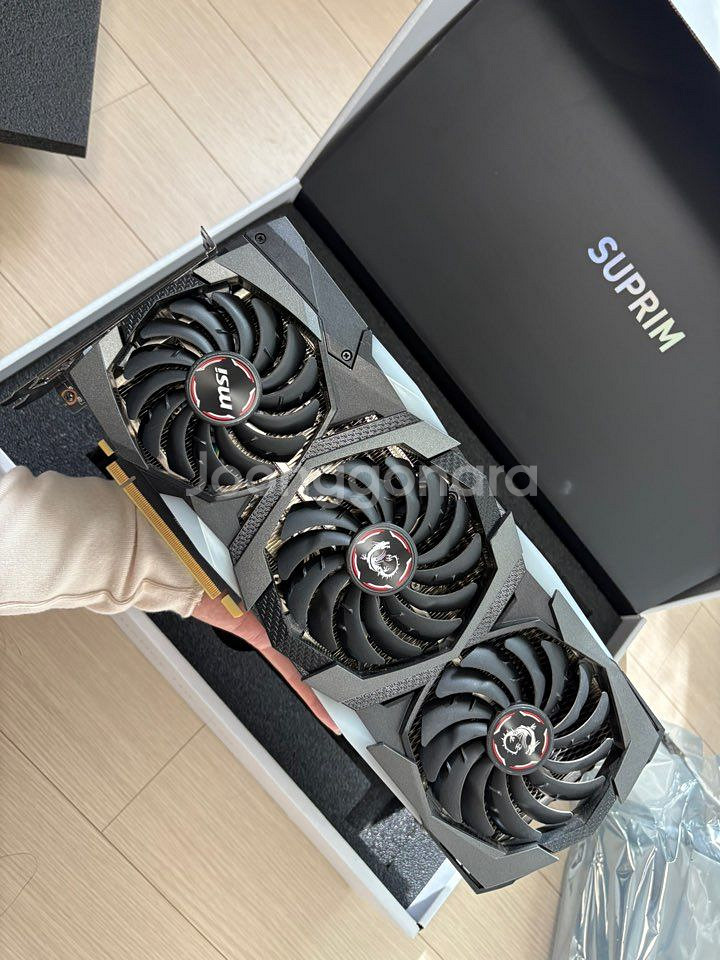 rtx2080 게이밍x트리오--1