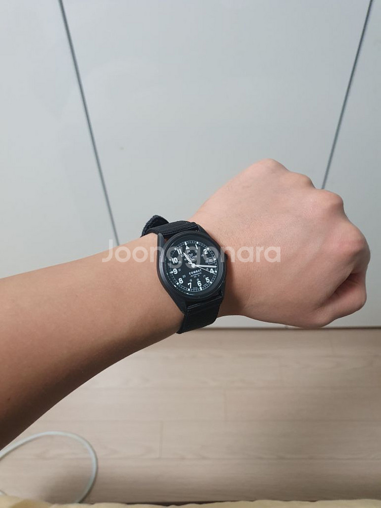 글라이신 컴뱃 37mm 시계--1