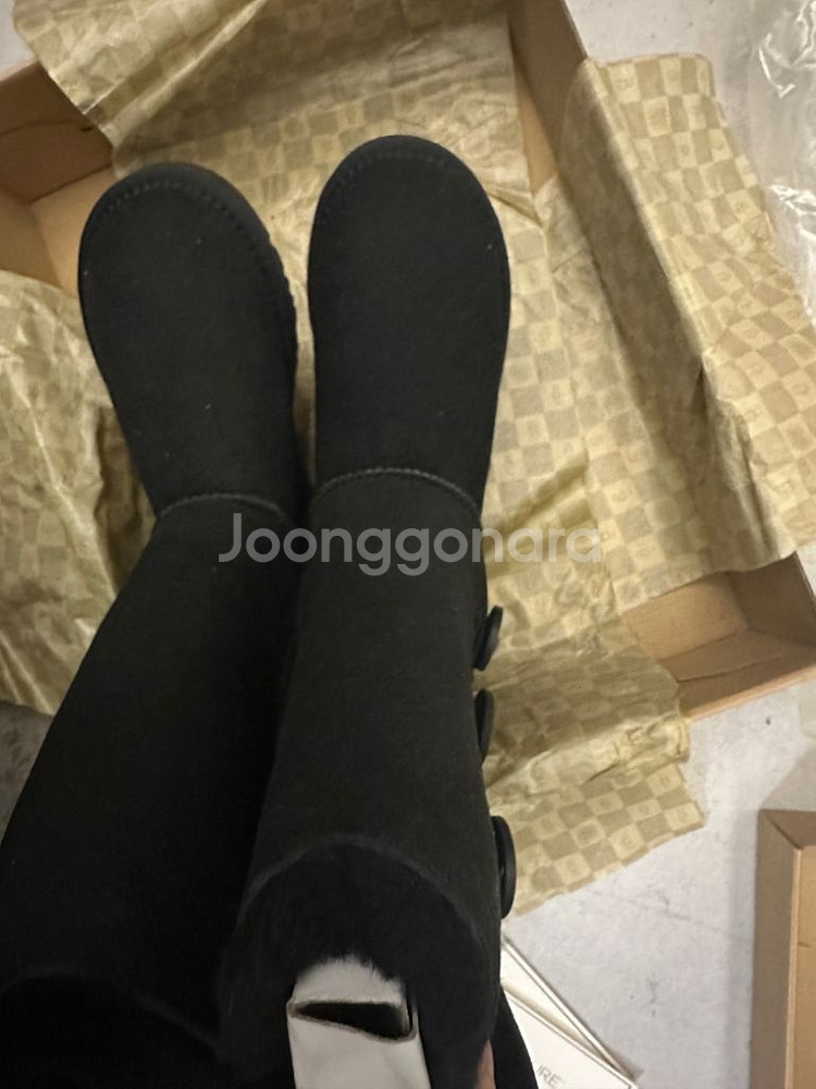 어그 베일리 버튼 블랙 230 풀박,가격내림--3