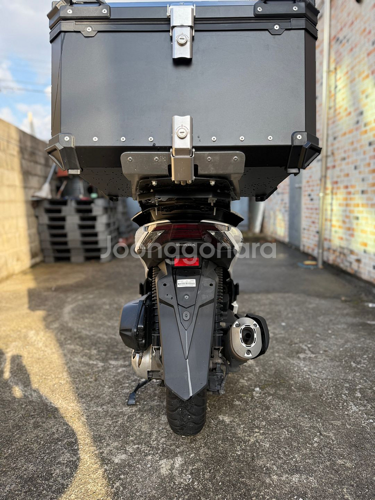 혼다 PCX 125 ABS 23년 흰색알탑--3