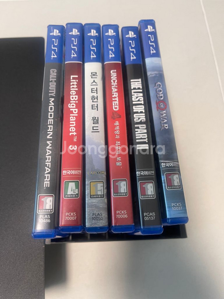 플스4 프로 PS4 PRO 1TB 게임6개--2