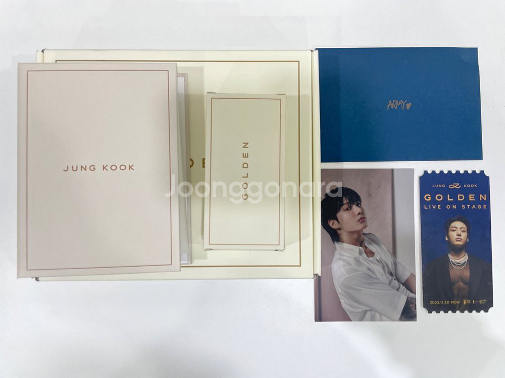 BTS 정국 골든 장충쇼케 역조공 선물세트 GOLDEN--1